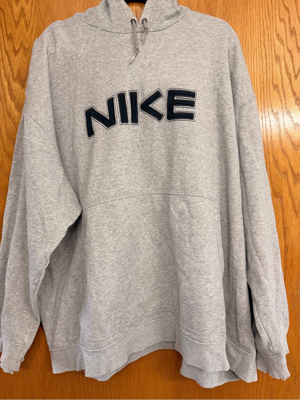 Nike Men’s Gray Crewneck Sweatshirt with Navy Logo